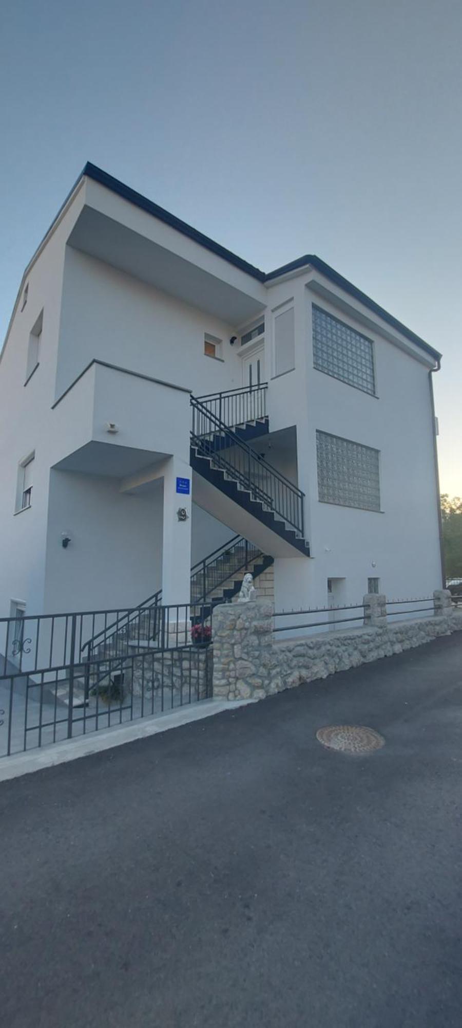 Apartments Ema Цриквеница Экстерьер фото